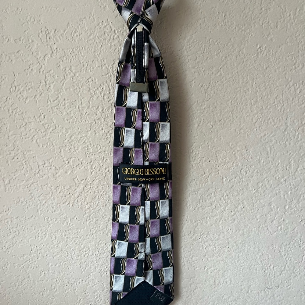 Boy's Vtg Giorgio Bisoni zipper silk tie